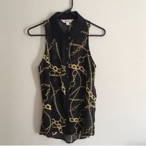 DeCree sleeveless Sheer collared top size M